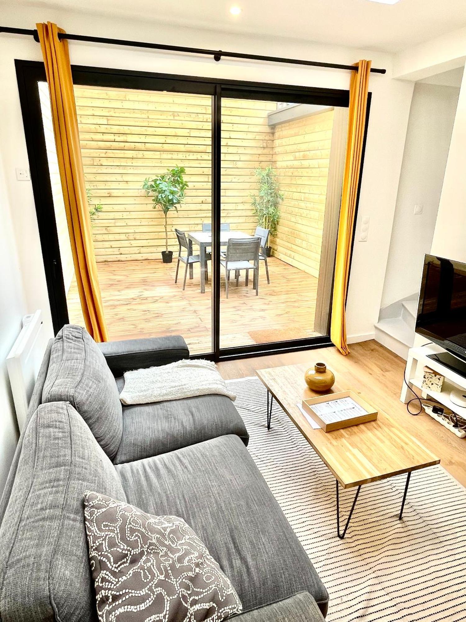 Maison Familiale 3 Chambres Avec Terrasse Mouvaux Екстериор снимка